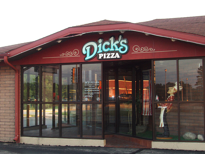 West Bend's Dick's Pizza is closed - OnMilwaukee