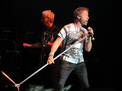 On stage, Paul Rodgers is a top-notch entertainer.
