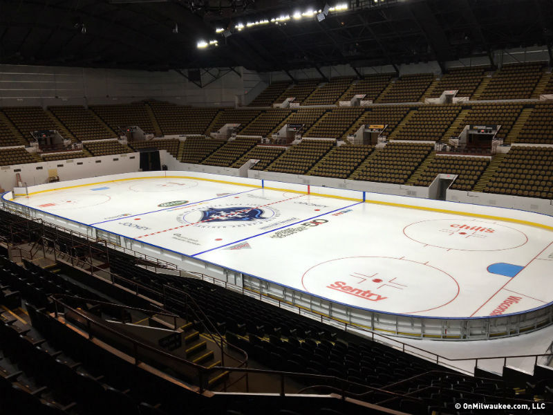 Milwaukee Admirals host open house at new arena home
