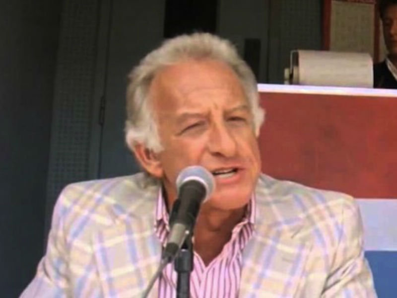 Petition aims to have Bob Uecker replace Joe Buck in World Series