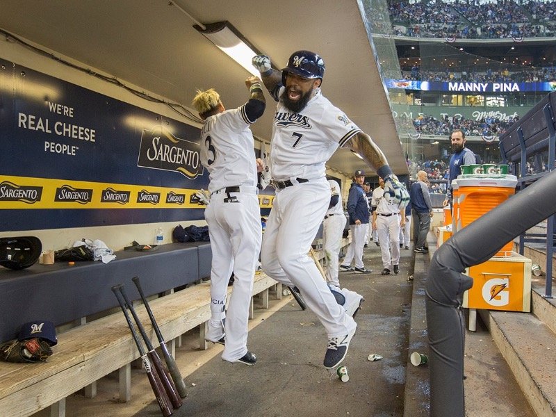 Milwaukee Brewers: A look at past playoff pushes from team history