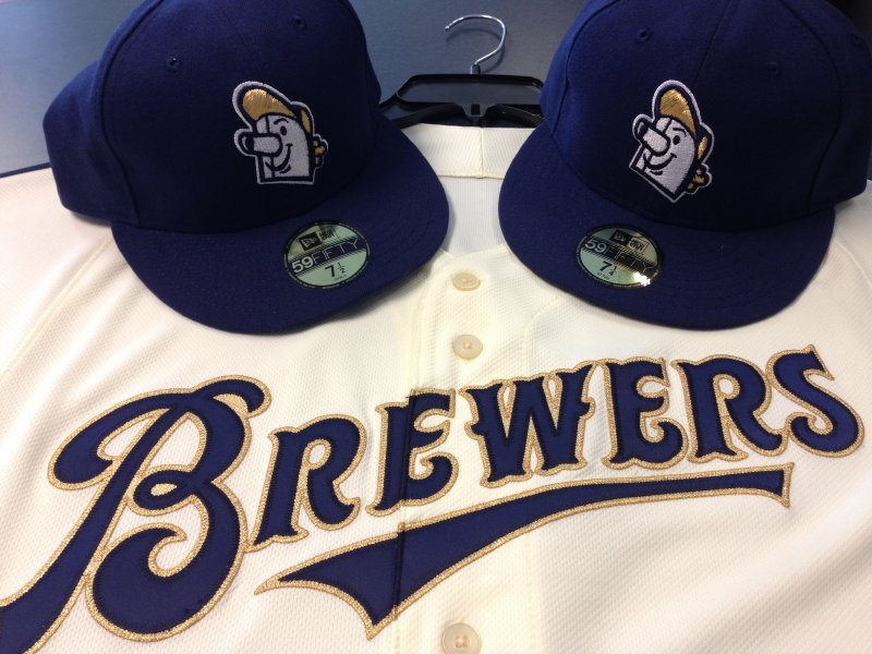 Brewers unveil new jerseys
