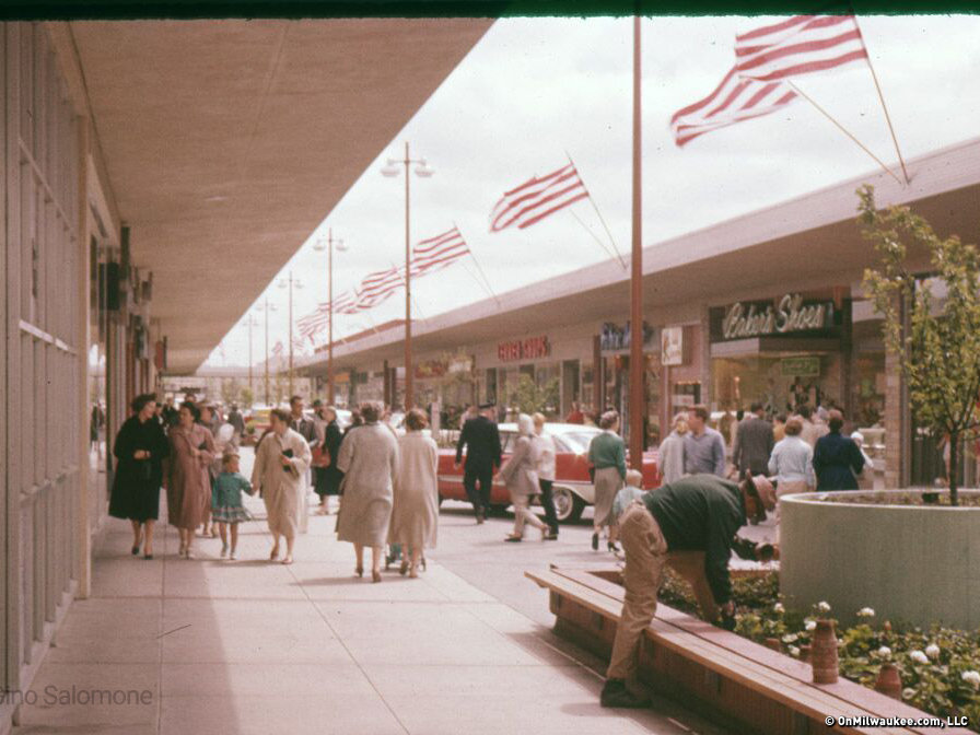8 photos capturing the vibrancy of Capitol Court mall #39 s early days