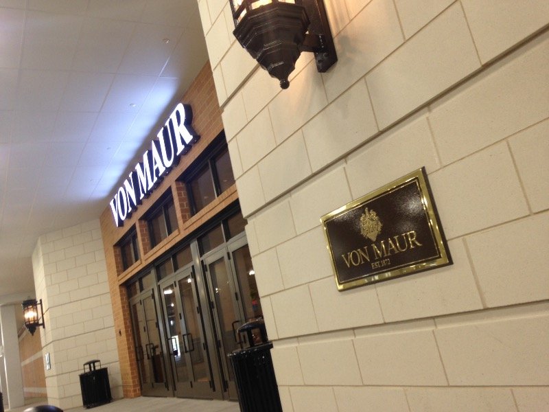 Von Maur Department Store is Now Open in Brookfield - Milwaukee Magazine