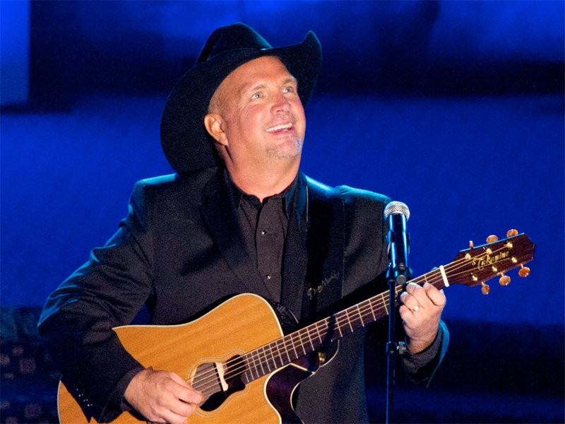 Garth Brooks ends his 19-year MKE drought with two Bradley Center shows
