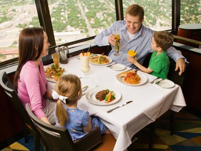 kids family eating eat going dining fun onmilwaukee meal really lunch articles