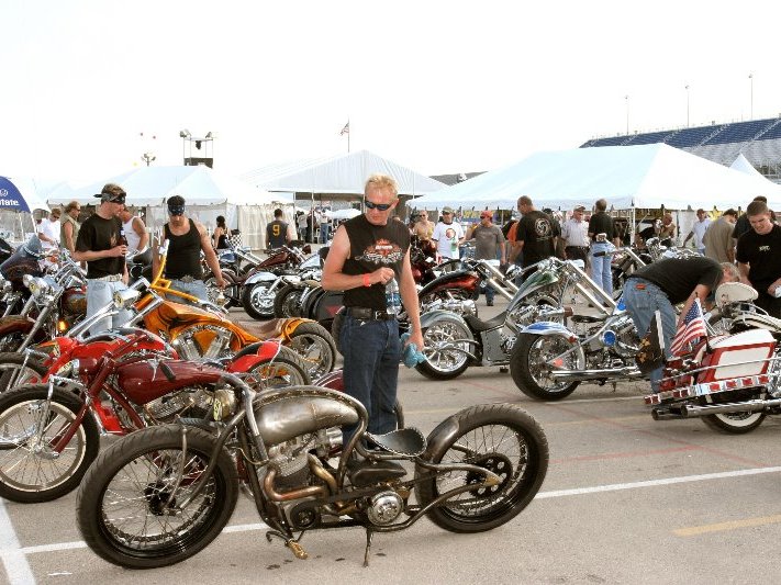 Bikers migrate to another wild Milwaukee Rally gathering OnMilwaukee