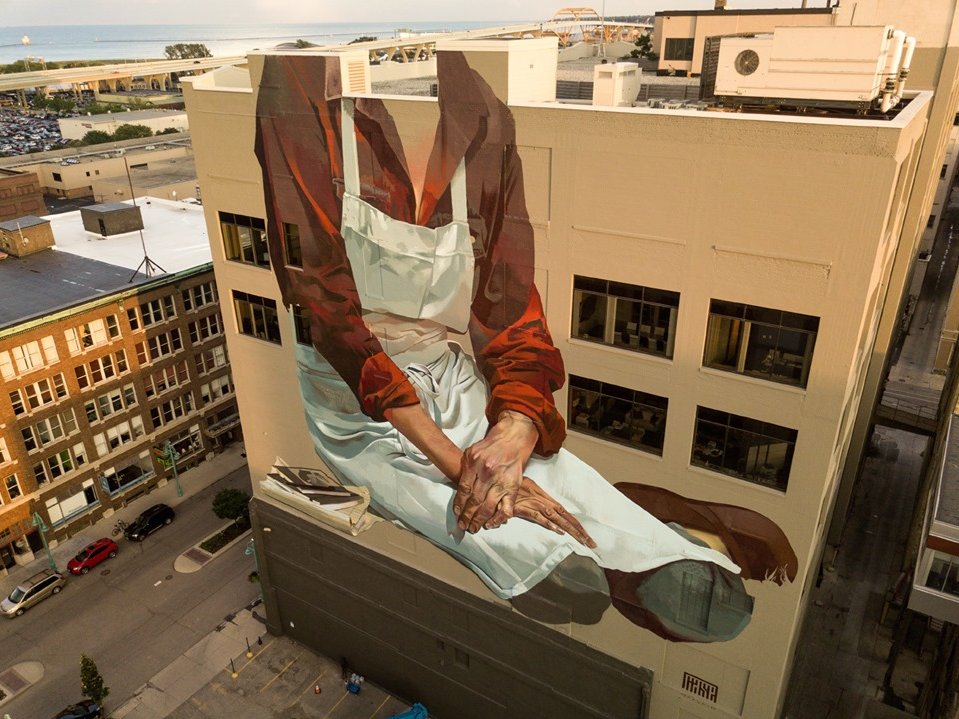 Headless Woman Mural Stirs Controversy Onmilwaukee 
