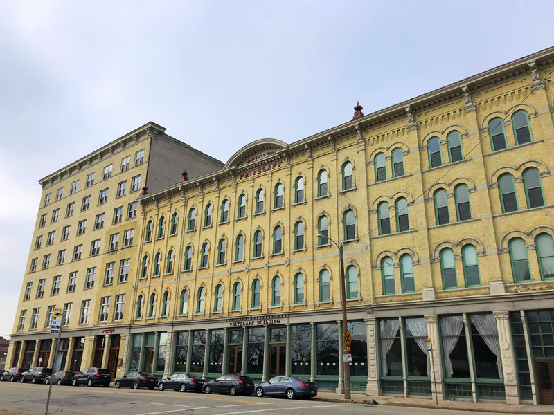 Couple Transforms Former Vliet Street Garage Into Dandy Vintage