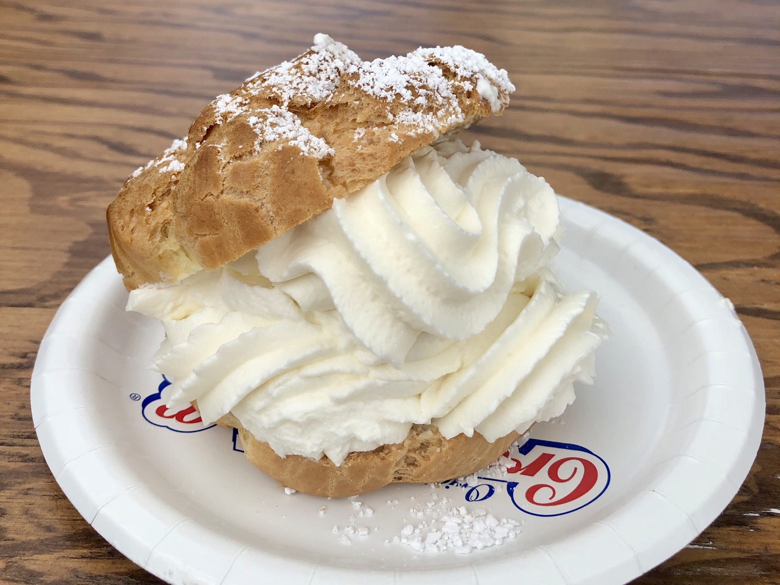 everything-you-need-to-know-about-the-wisconsin-state-fair-cream-puff