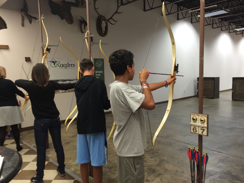 Archery lessons aim to please hunters and nonhunters OnMilwaukee