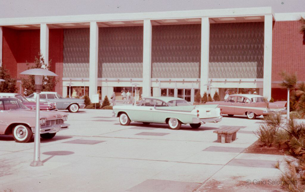 8 photos capturing the vibrancy of Capitol Court mall #39 s early days