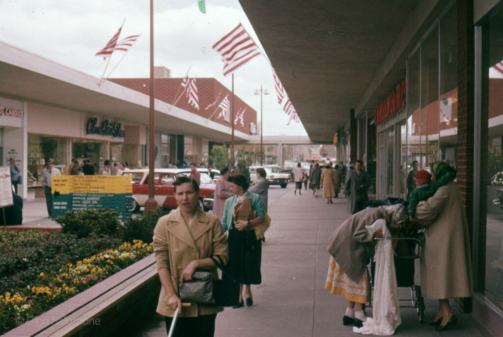 8 photos capturing the vibrancy of Capitol Court mall #39 s early days