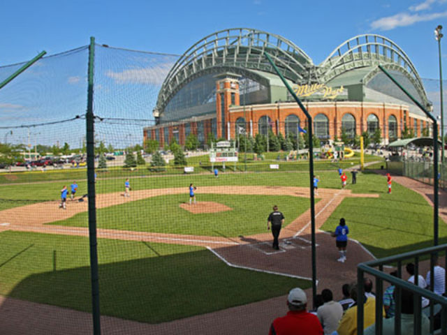 Milwaukee Brewers on X: Join our Miller Park Event Staff! This position  assists with all non-Brewers Baseball game events and activities taking  place at Helfaer Field and inside/outside of Miller Park. Details