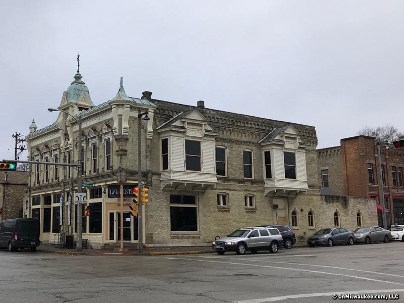 second street gay bars milwaukee