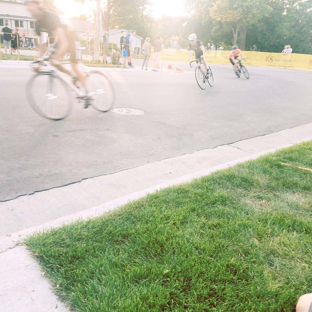 A crash at the Bay View Fixed Gear Omnium
